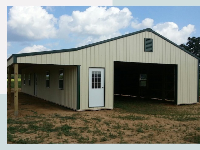 Строительство конюшен в Бузулуке