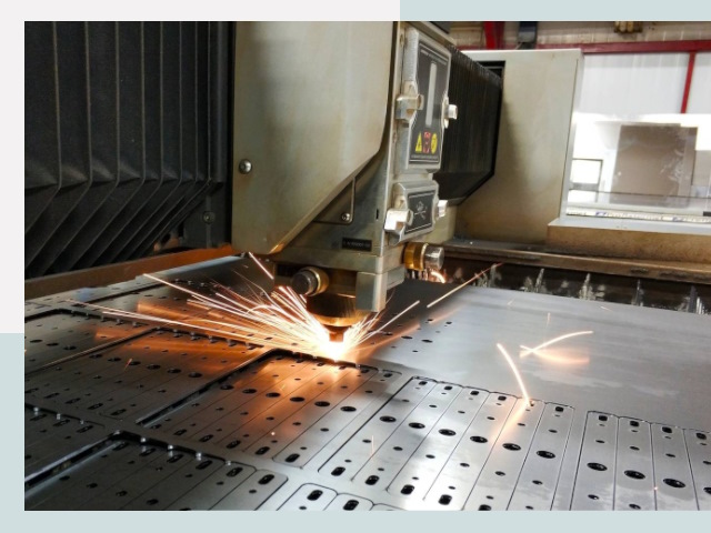 Лазерная резка металла в Бузулуке от 625 руб.